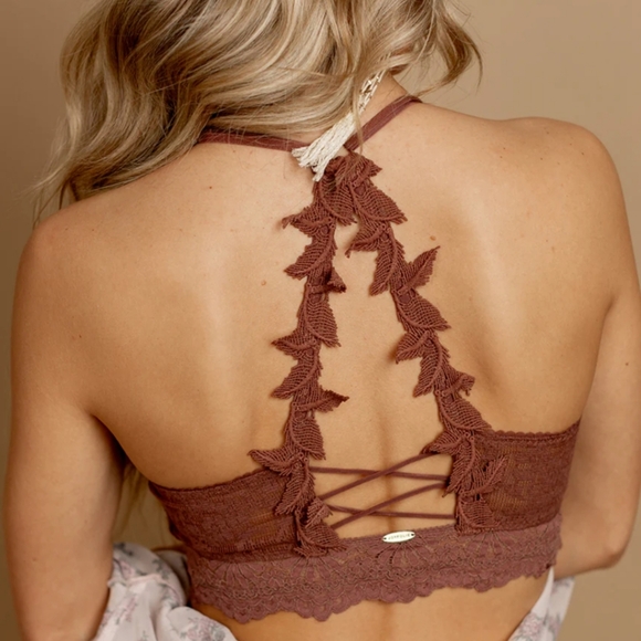 Elegant Lace Bralette in Brown - Picture 3 of 12